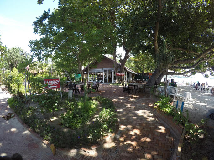 Food & Drinks 4, O.P. Bungalow, Ko Samui