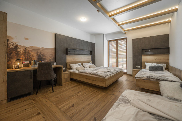 Bedroom 2, Veldes B&B, Bled