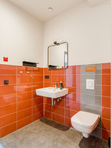 Bathroom 5, Limehome Leipzig Oelßner's Hof, Leipzig
