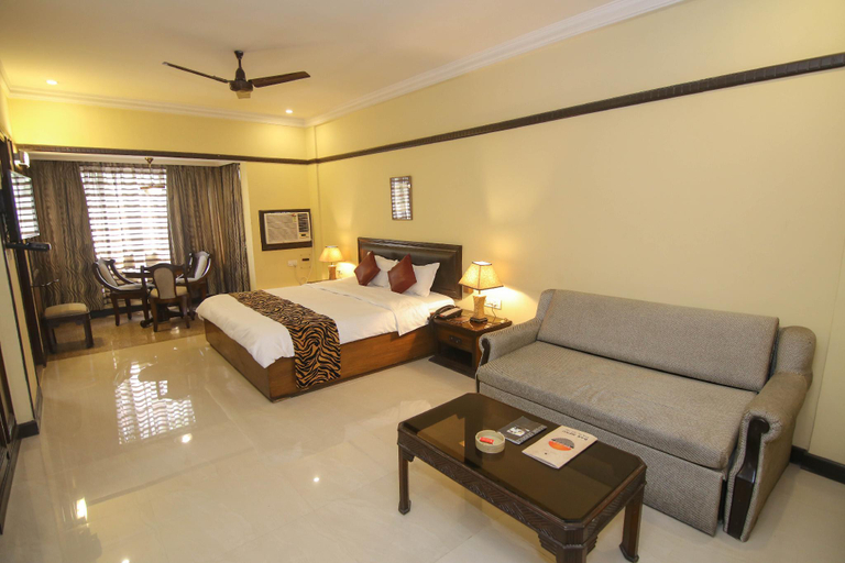 Bedroom 3, Lytton Hotel, Kolkata