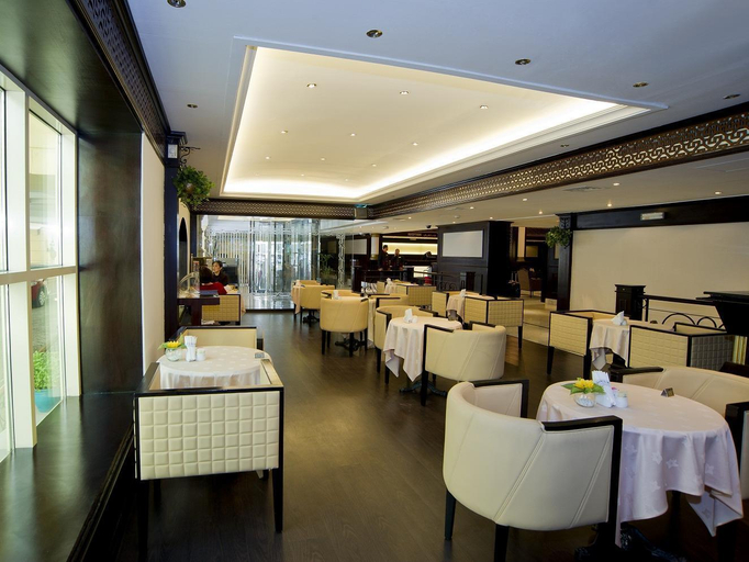 Others 4, Carlton Tower Hotel, Dubai