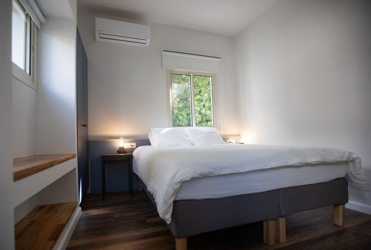 Bedroom 5, Carmel Boutique