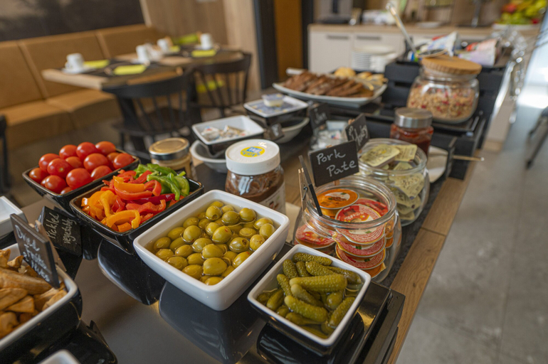 Food & Drinks 5, Veldes B&B, Bled