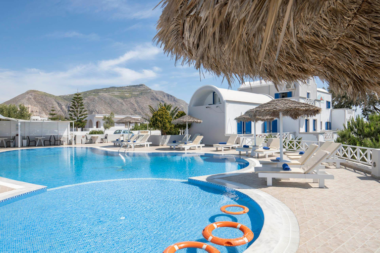 Sport & Beauty 2, Bella Santorini Studios, South Aegean