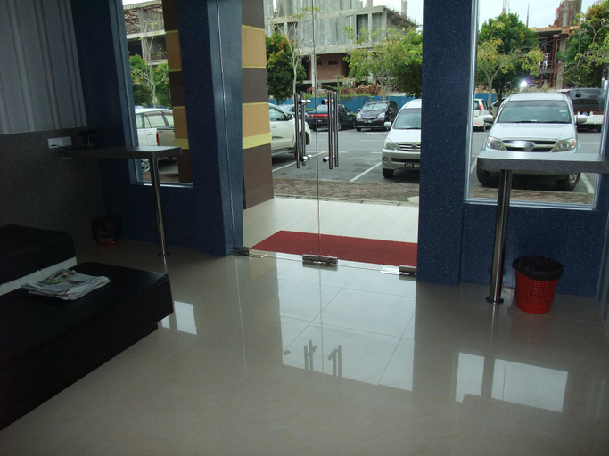 Others 4, Sunshine Inn, Bintulu