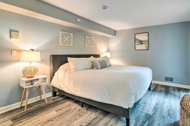 Bedroom 3, Spacious Rochester Home w/ Heated Pool & Hot Tub!, Monroe