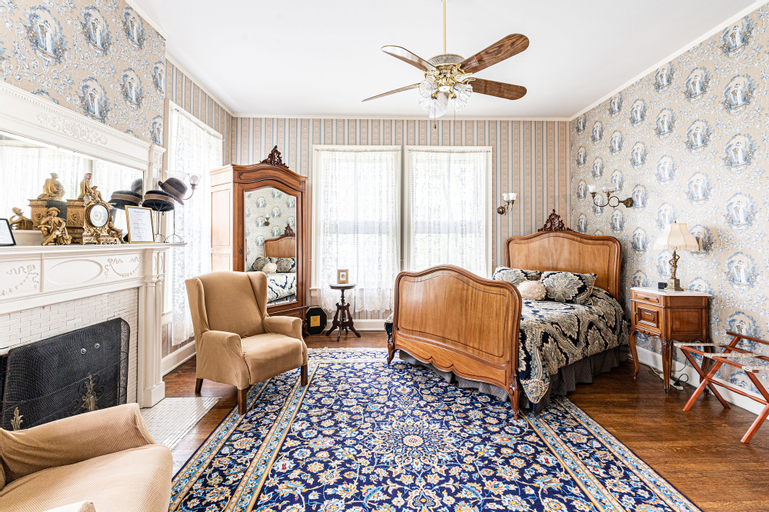 Bedroom 13
