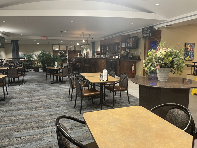 Food & Drinks 5, Victoria Inn Hotel and Convention Center Winnipeg, Division No. 11
