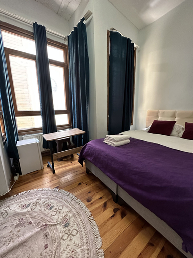 Others 3, Sarajevo Apartments, Beyoğlu