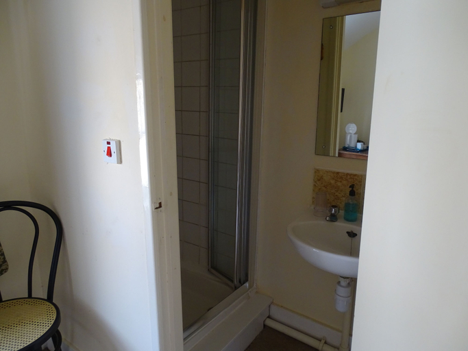 Bathroom 3, Ellesmere Hotel, Shropshire