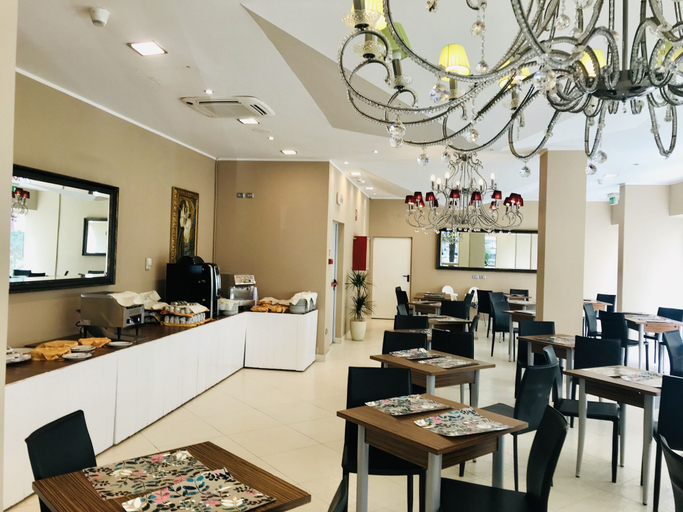Food & Drinks 3, Hotel In, Forli' - Cesena