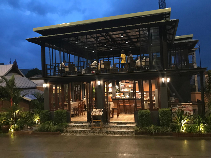 Food & Drinks 5, David Residence, Phuket Island