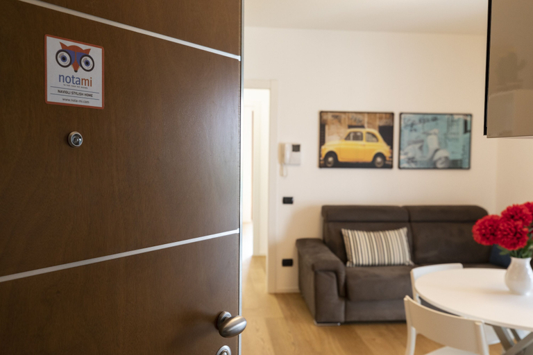 Interior entrance 2, notaMi - Navigli Stylish Home, Milano
