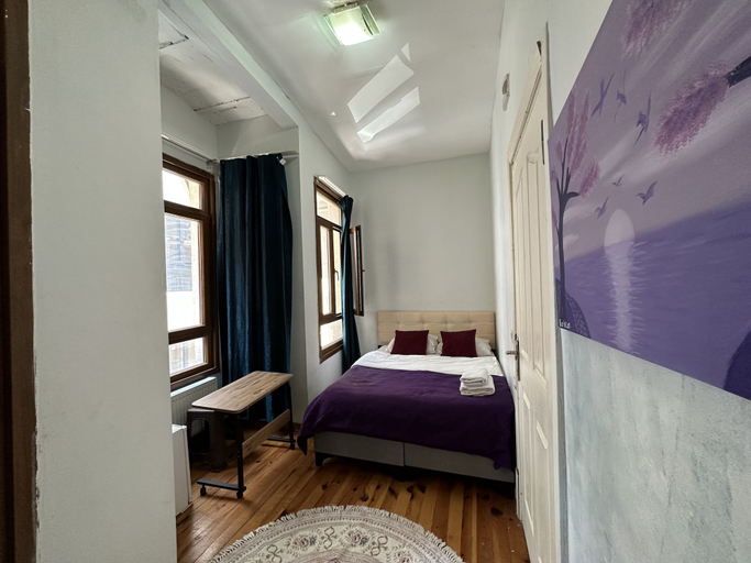 Others 5, Sarajevo Apartments, Beyoğlu