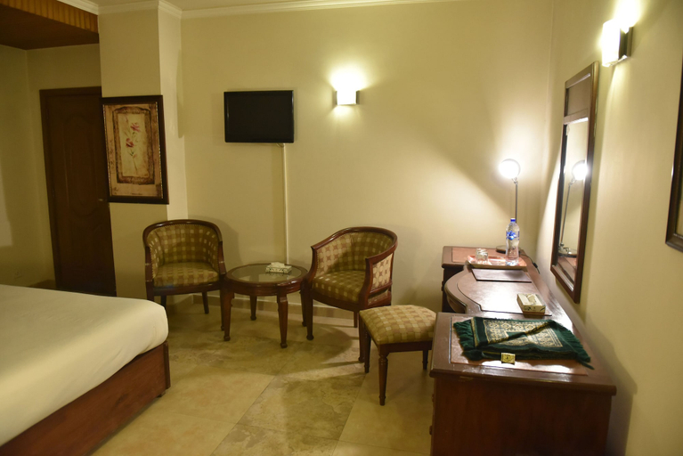 Bedroom 4, Shalimar Tower Hotel Lahore, Lahore