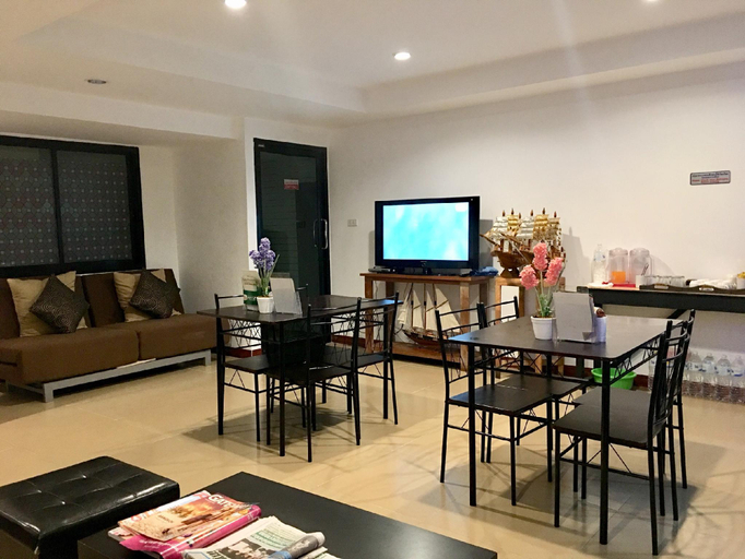 Food & Drinks 5, Double DD House @MRT Sutthisarn, Huai Kwang