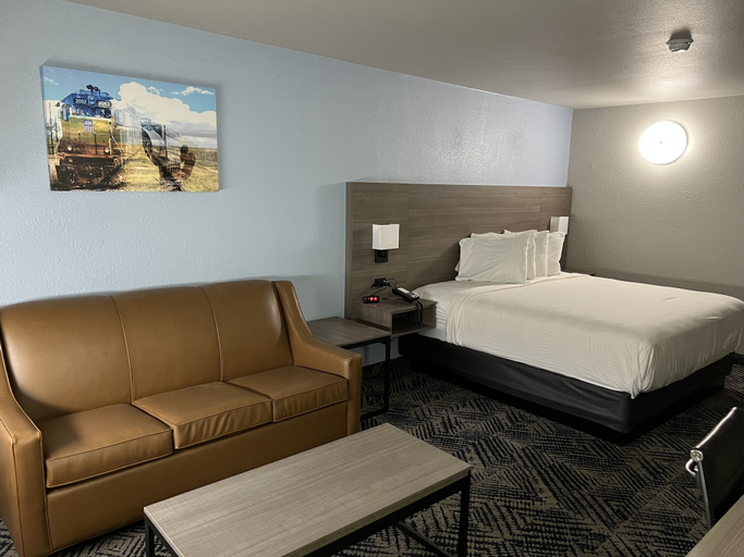 Bedroom 3, Garden Inn & Suite, Jim Hogg