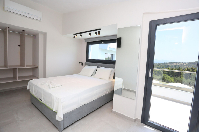 Bedroom 3, Blue Avenue, Central Macedonia
