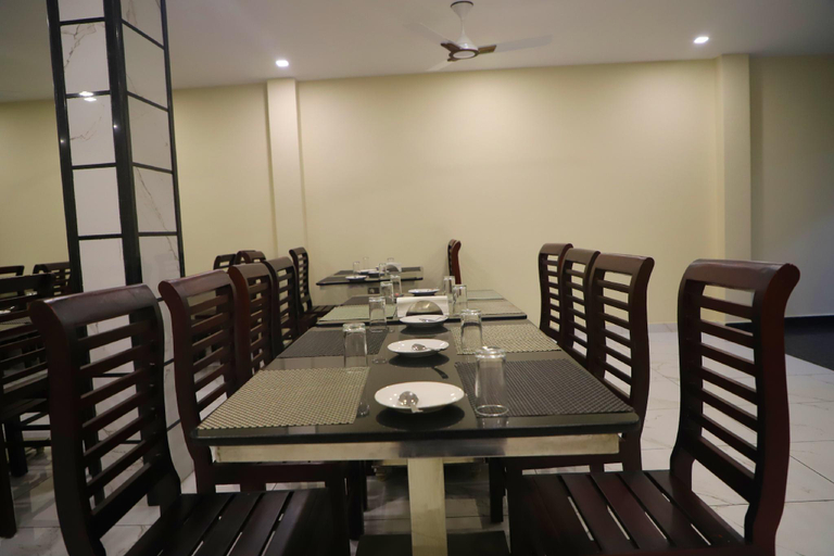 Restaurant 5, LAKE FOREST MUNNAR, Idukki