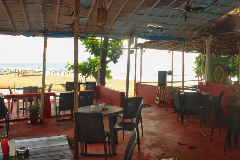 Food & Drinks 5, This is it Beach Front Restobar, North Goa