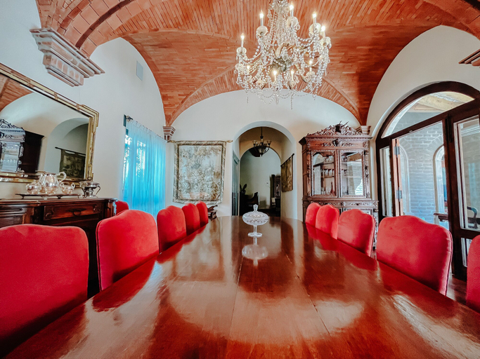 Others 5, Hacienda los Arcangeles, Allende