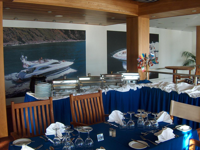 Food & Drinks 3, Madeira Regency Club, Funchal