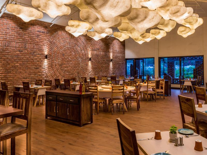 Food & Drinks 4, Saj By The Lake - Malshej Ghat Hotel, Pune