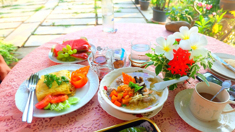 Food & Drinks 5, Loymanee House, Phra Nakhon Si Ayutthaya