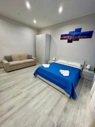 Bedroom 3, Punto House, Napoli