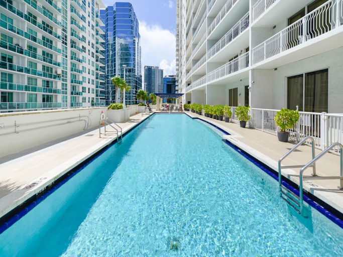 Sport & Beauty 3, The Club- RE Rentals, Miami-Dade