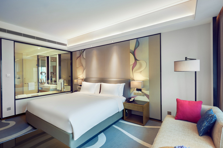 Bedroom 3, Crowne Plaza HANGZHOU QIANTANG by IHG, Hangzhou