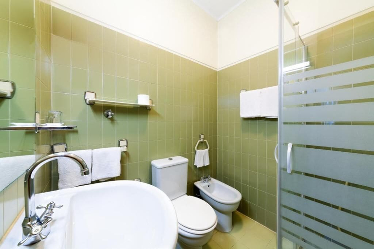 Bathroom 4, Hotel São Nicolau, Braga