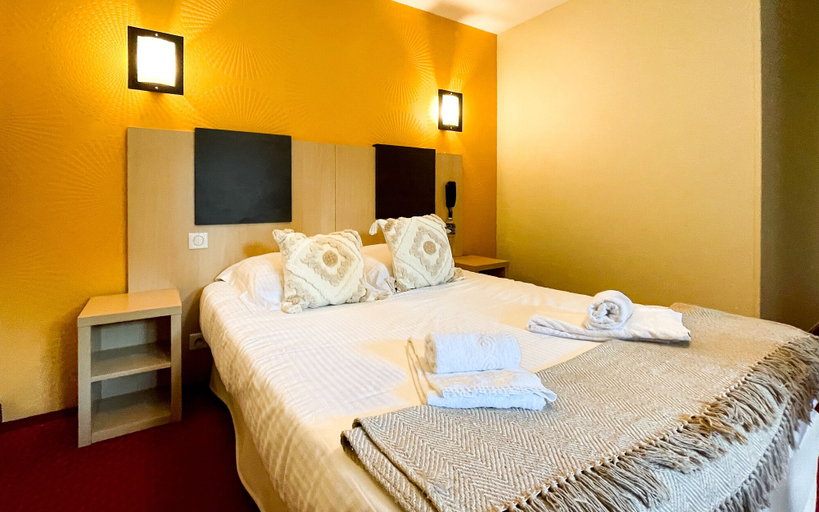 Bedroom 3, Hôtel Le Romantica, Calvados