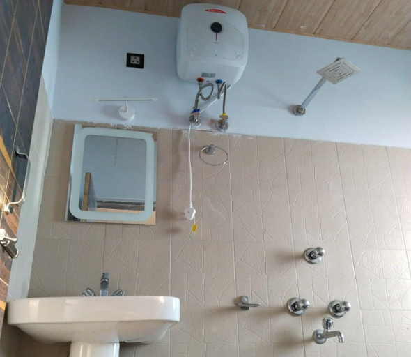 Bathroom 3, Buddha's Mirror Mountain Retreat, Darjiling
