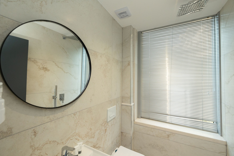 Bathroom 3, Aglon Twin's Hotel, Vlorës