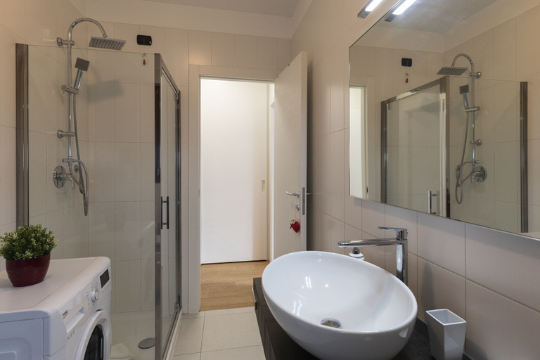 Bathroom 4, notaMi - Navigli Stylish Home, Milano