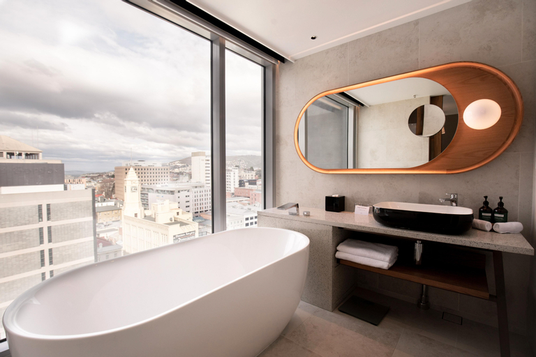 Bedroom 5, Crowne Plaza HOBART, Hobart