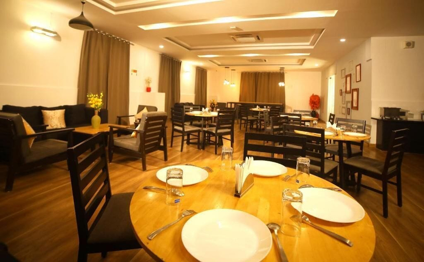 Food & Drinks 5, The Urban Stays Hotel, Hyderabad