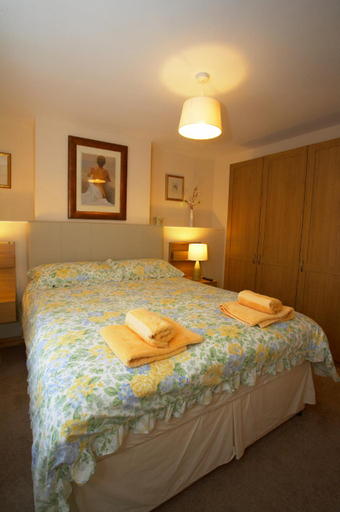 Bedroom 2, Saltburn Holidays Primrose Cottage, Redcar and Cleveland