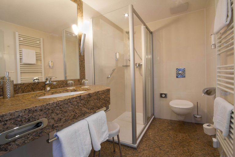 Bathroom 4, Hotel Kaiserhof, Münster
