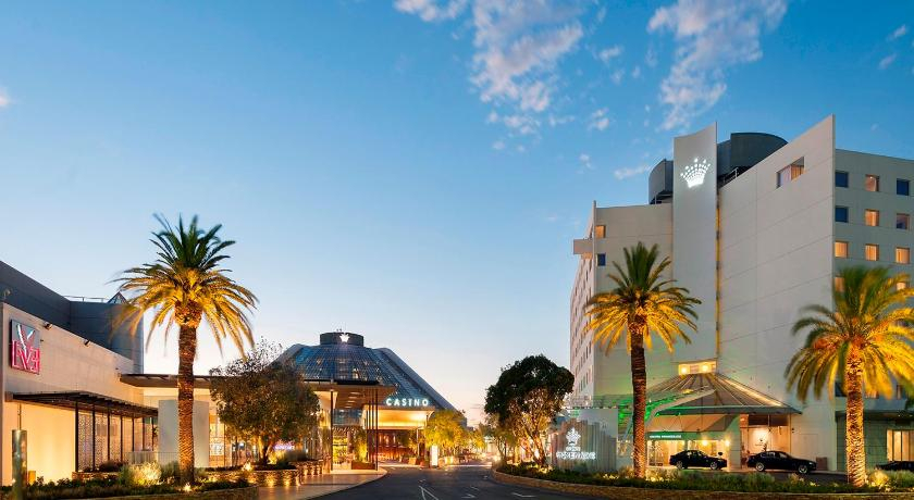 Crown Promenade Perth Hotel, Victoria Park