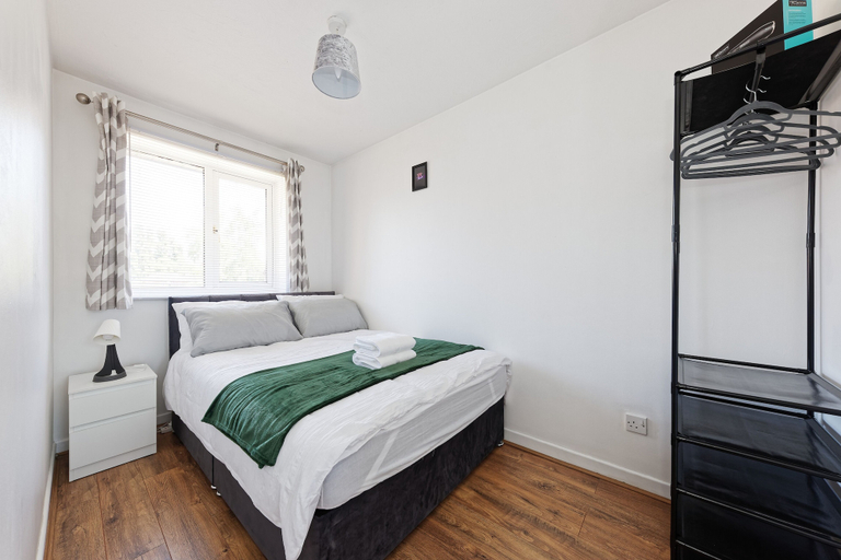Bedroom 3, Lovely 2-bed House in Kent - Parking Available, Kent