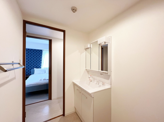 Bathroom 4, Dio Higashi Shinsaibashi, Osaka