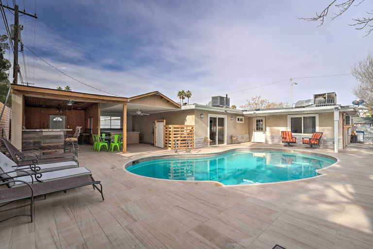 Sport & Beauty 3, Home w/ Private Pool - Near Las Vegas Strip!, Clark