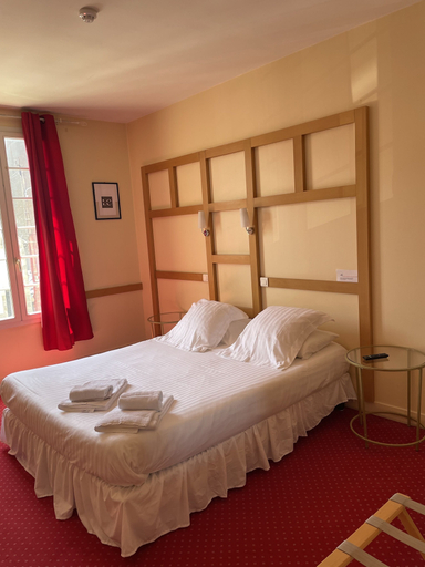 Bedroom 2, La Capitainerie, Loiret