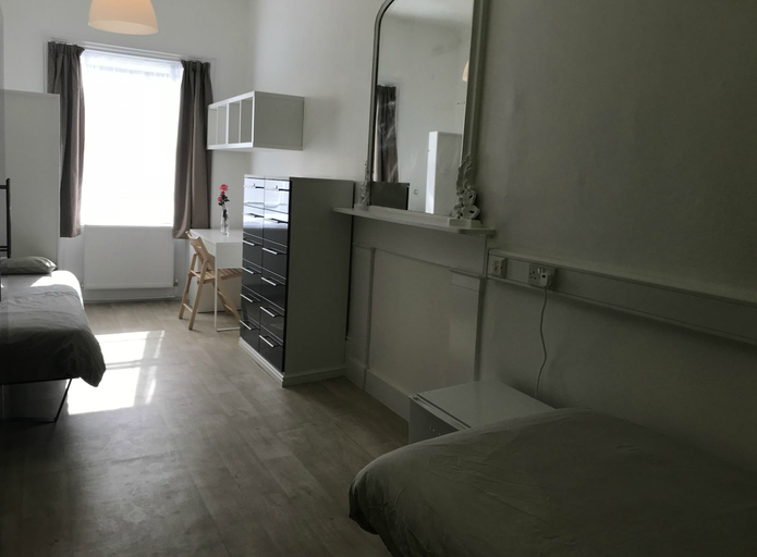 Bedroom 5, New Mansion House - Hostel, London