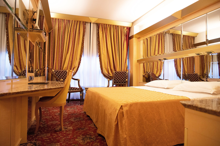 Bedroom 1, Hotel Wagner, Milano