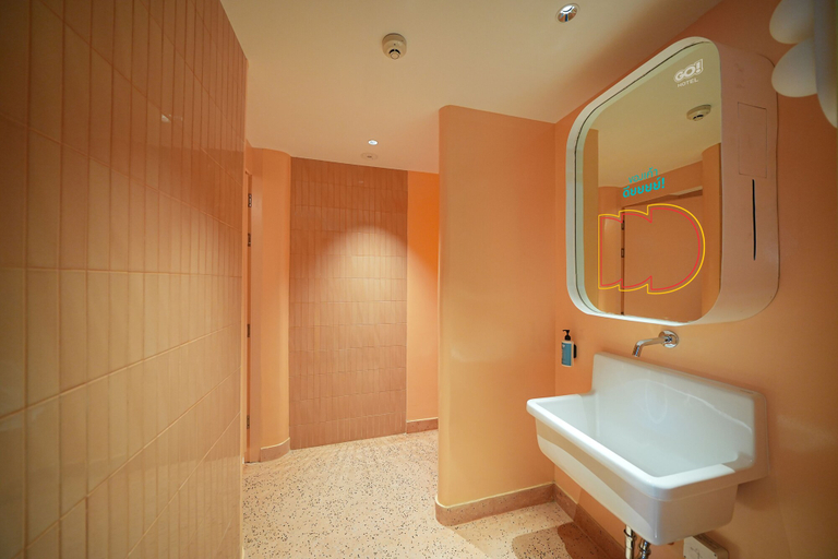 Bathroom 3, GO Hotel Sriracha at Central Si Racha, Si Racha