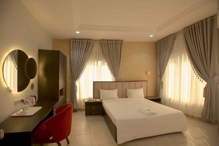 Bedroom 2, Triple 9 Apartments, Pool & Spa, AbujaMun