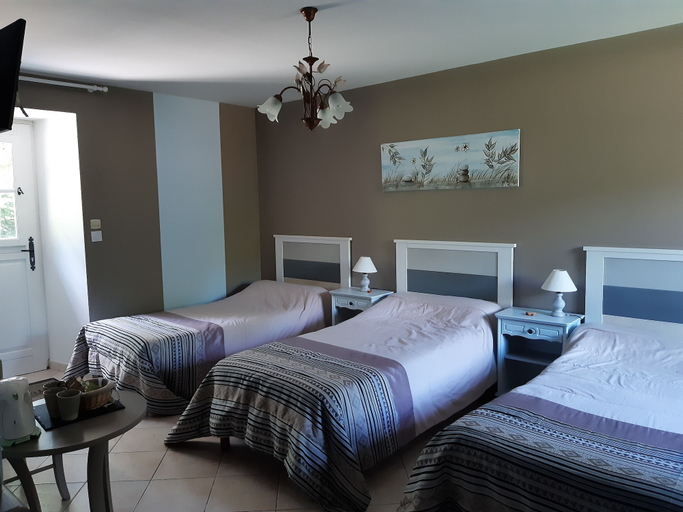 Bedroom 2, La Ferme Chauvet, Sarthe